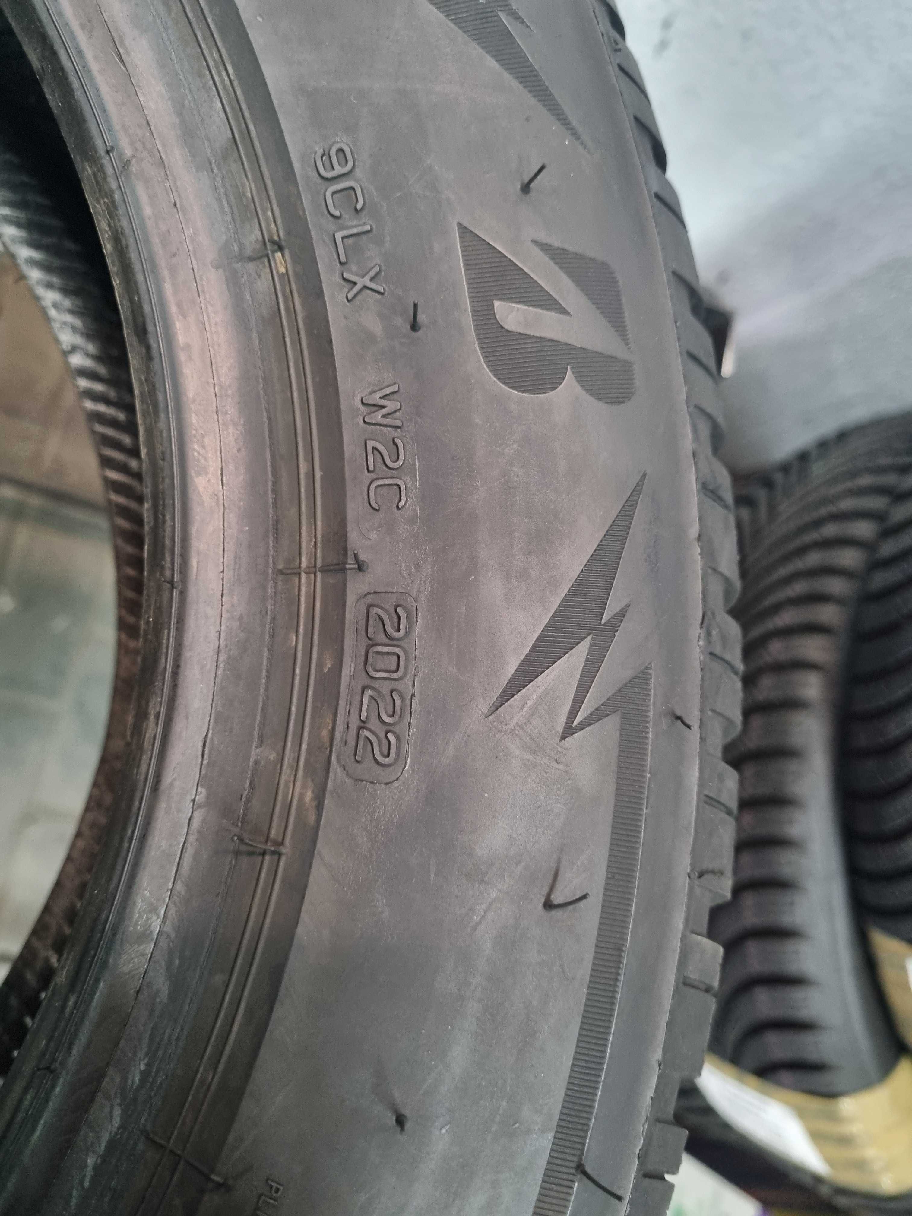 185/65/15 92T Bridgestone Blizzak LM005 Dot.2022R