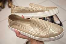 Modne złote trampki Baranetti slip on buty casualowe 38r 24,5cm