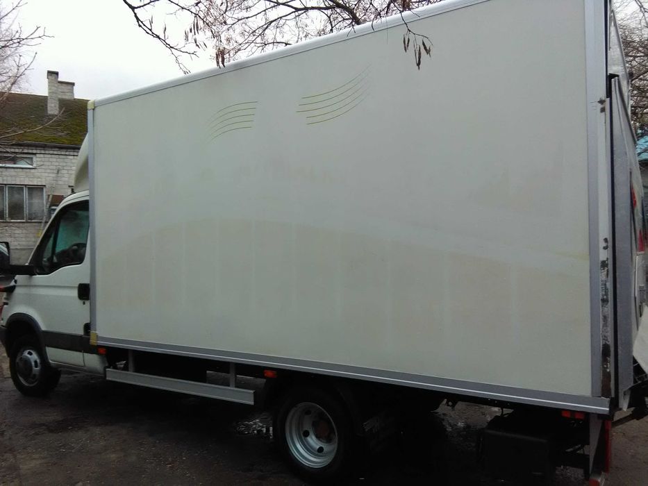 Przeprowadzki Płock – Auto z Windą | Szybko i Profesjonalnie!