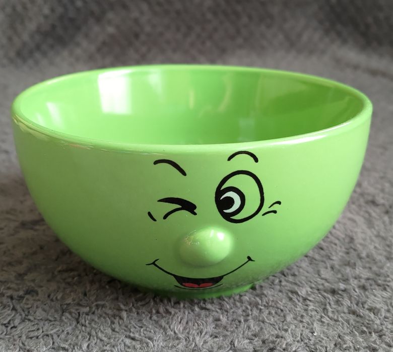 Ceramiczna miseczka wesoła buźka