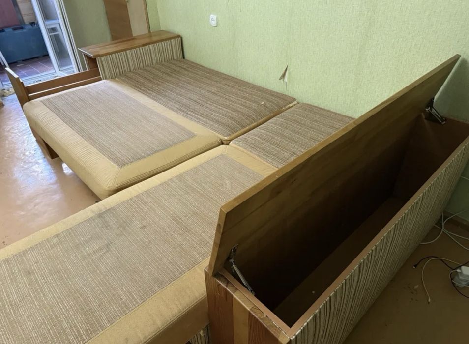 СРОЧНО. Продам диван