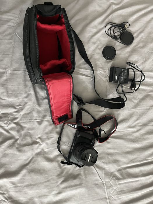 Фотоапарат Canon DS126491 EOS 1200D