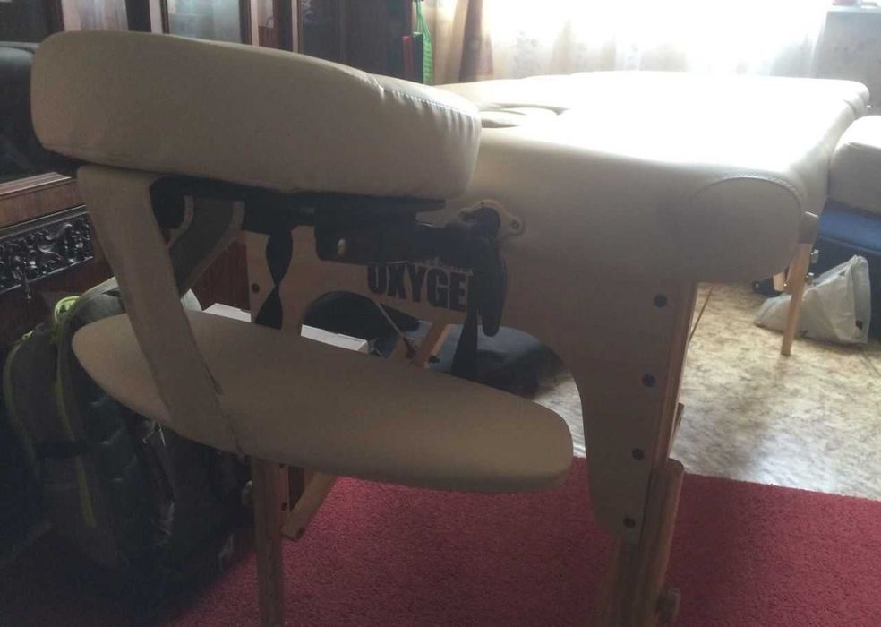 Масажний стіл бу