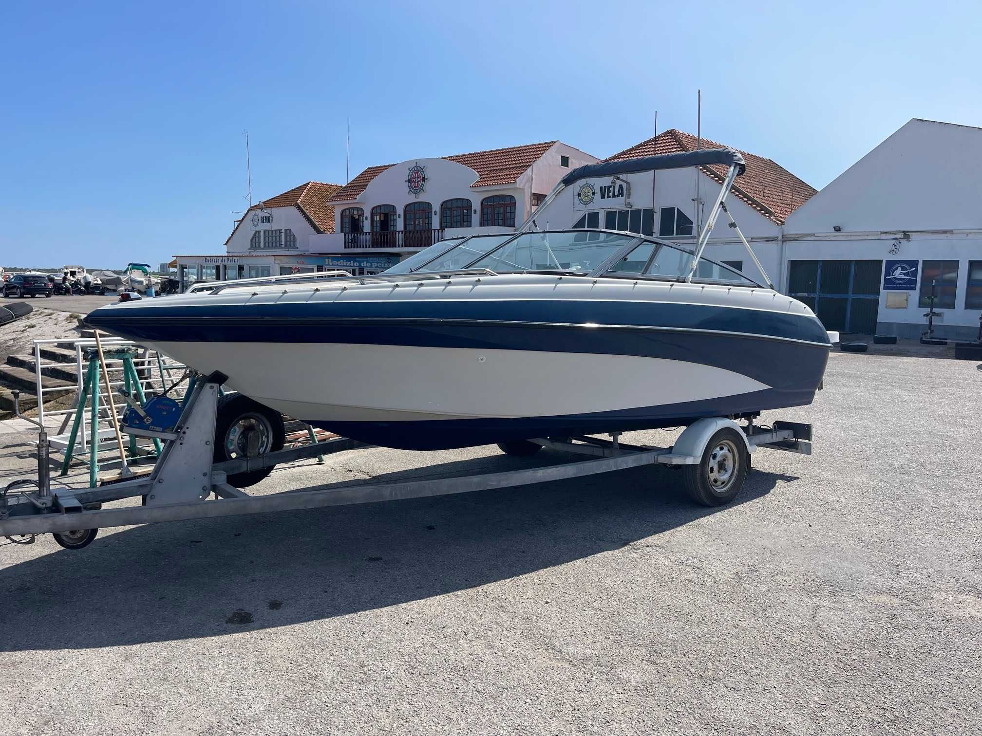 Crownline 192, Penta Volvo 4.3, 190 CV com atrelado
