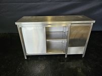 Bancada em inox com bate-borras