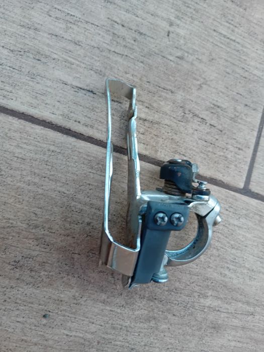 Przednia przerzutka Shimano Alivio