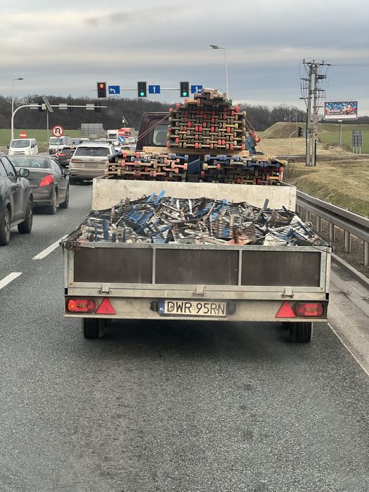 Wynajem stempli metalowych od 20 gr/szt doki korony trójnogi płyty