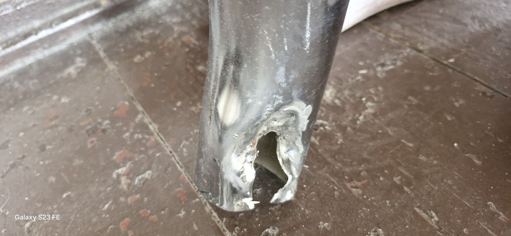 Orurowanie przednie do samochodu terenowego