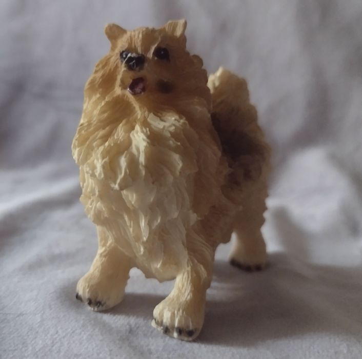 Szpic miniaturowy figurka