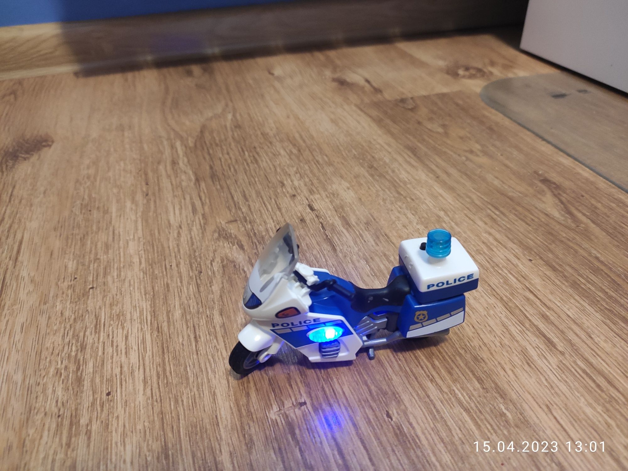 Playmobil 6923 City Action Motor Policyjny Ze Światłem Led