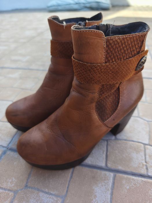 Botas como novas n:39