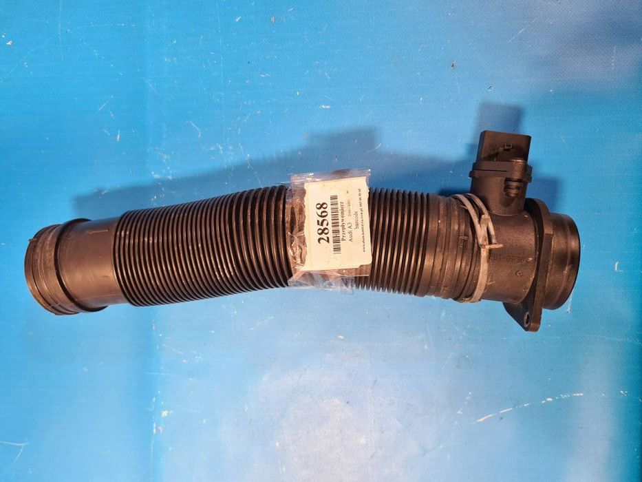 AUDI A3 8L FL 1.9 TDI PRZEPŁYWOMIERZ POWIETRZA