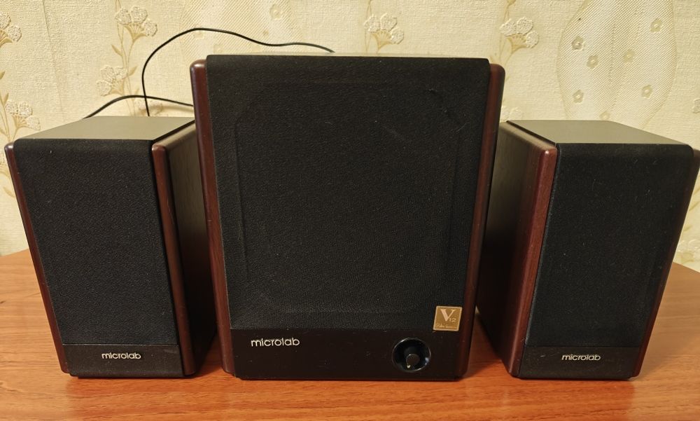 Акустическая система 2.1 Microlab FC330