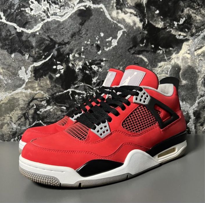 Air jordan 4 toro bravo 45 сайз