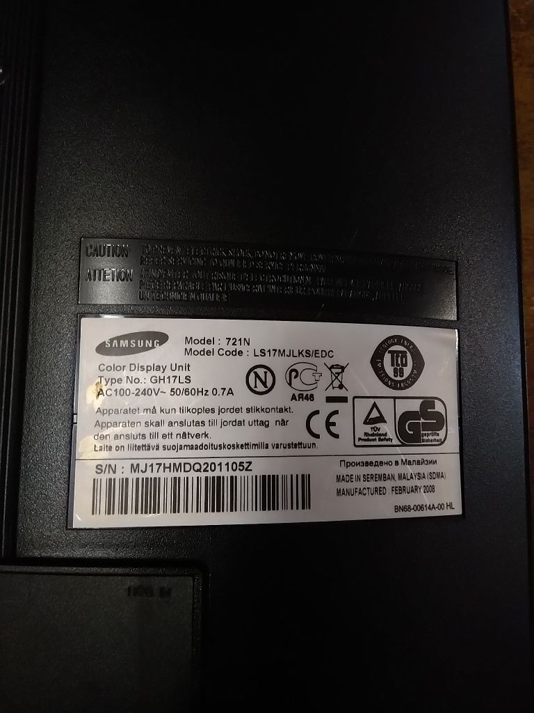 Монитор Samsung SyncMaster 741N, 17дюймов, б/у,