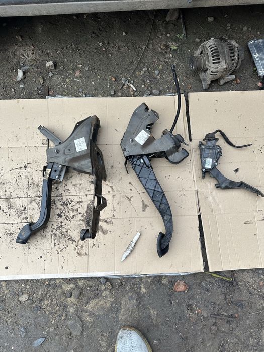 Электронная педаль газа тормоз сцепление фольцваген т5 volkswagen t5