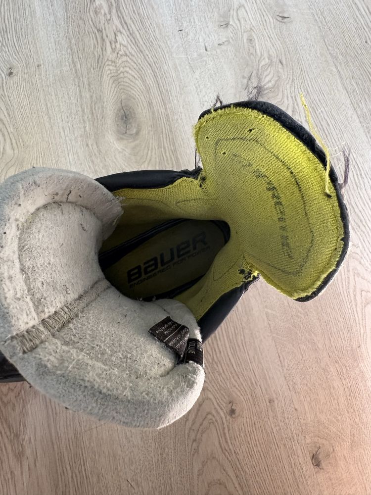 Łyżwy hokejowe bauer 6 fit3