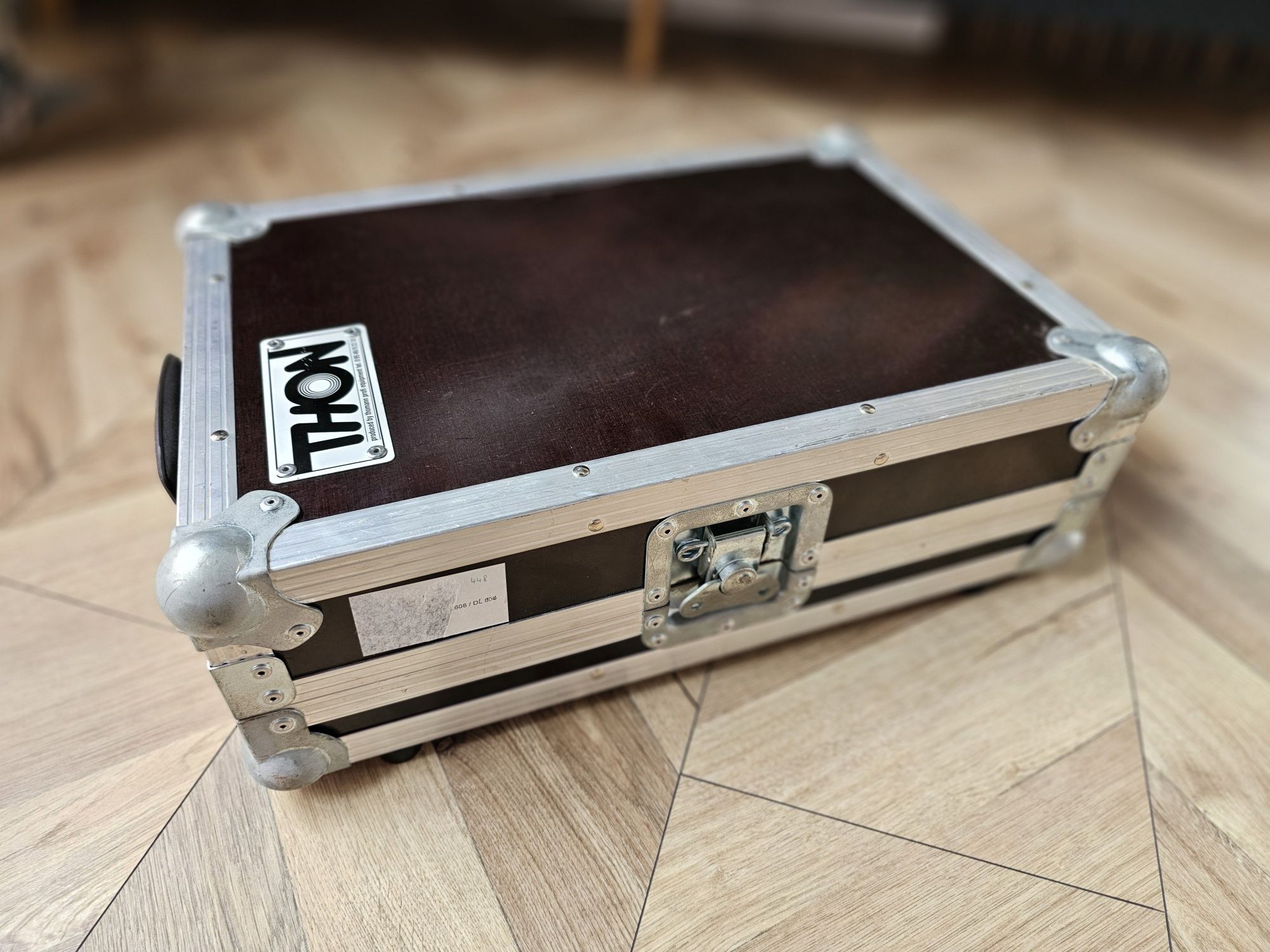 Mikser cyfrowy Mackie DL1608