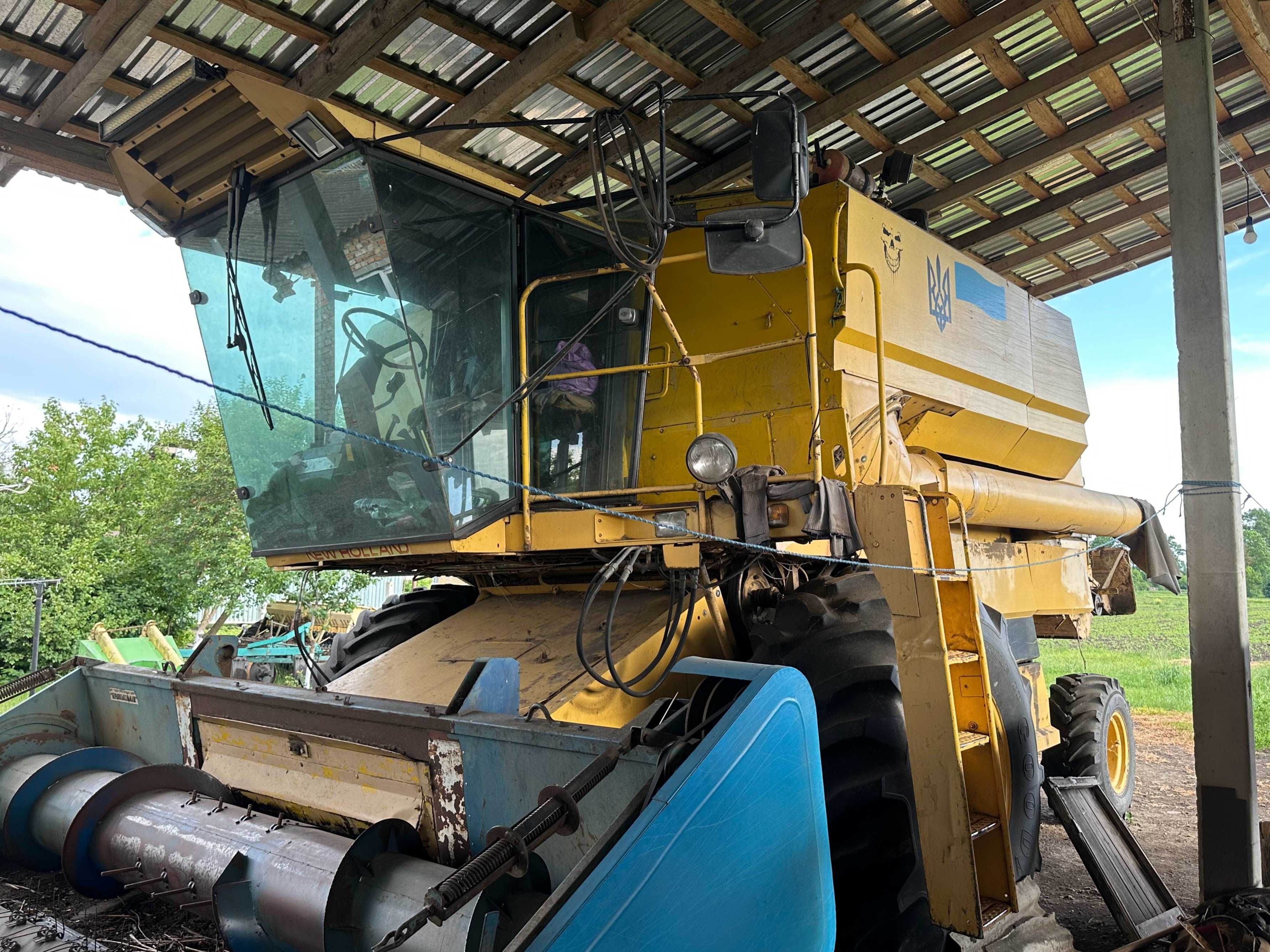 Комбайн New Holland TX36 hydro 6 ; не Claas John Deere