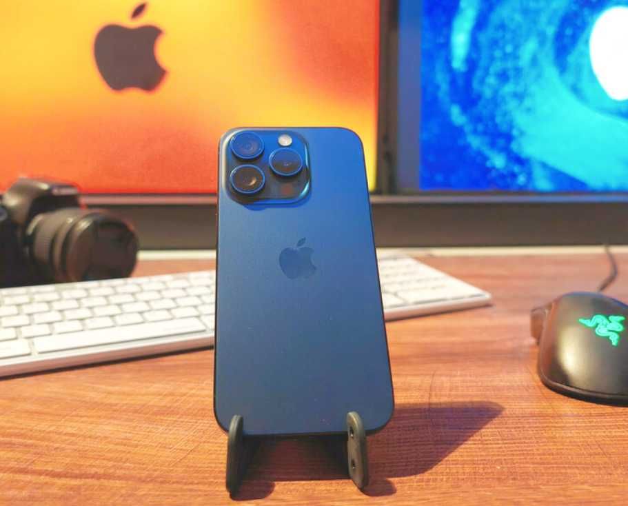 Sprzedam iPhone 15 pro