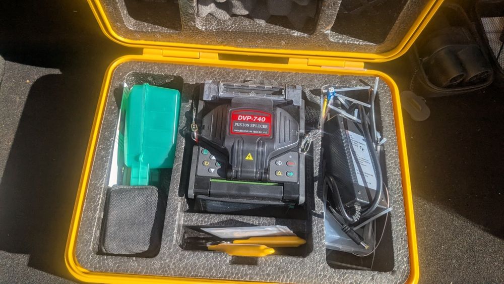 Зварювальний апарат для оптики DVP 740