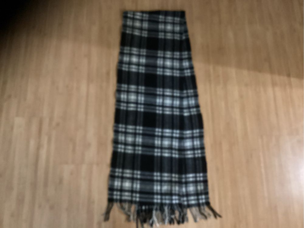 Продам шарфы разные
