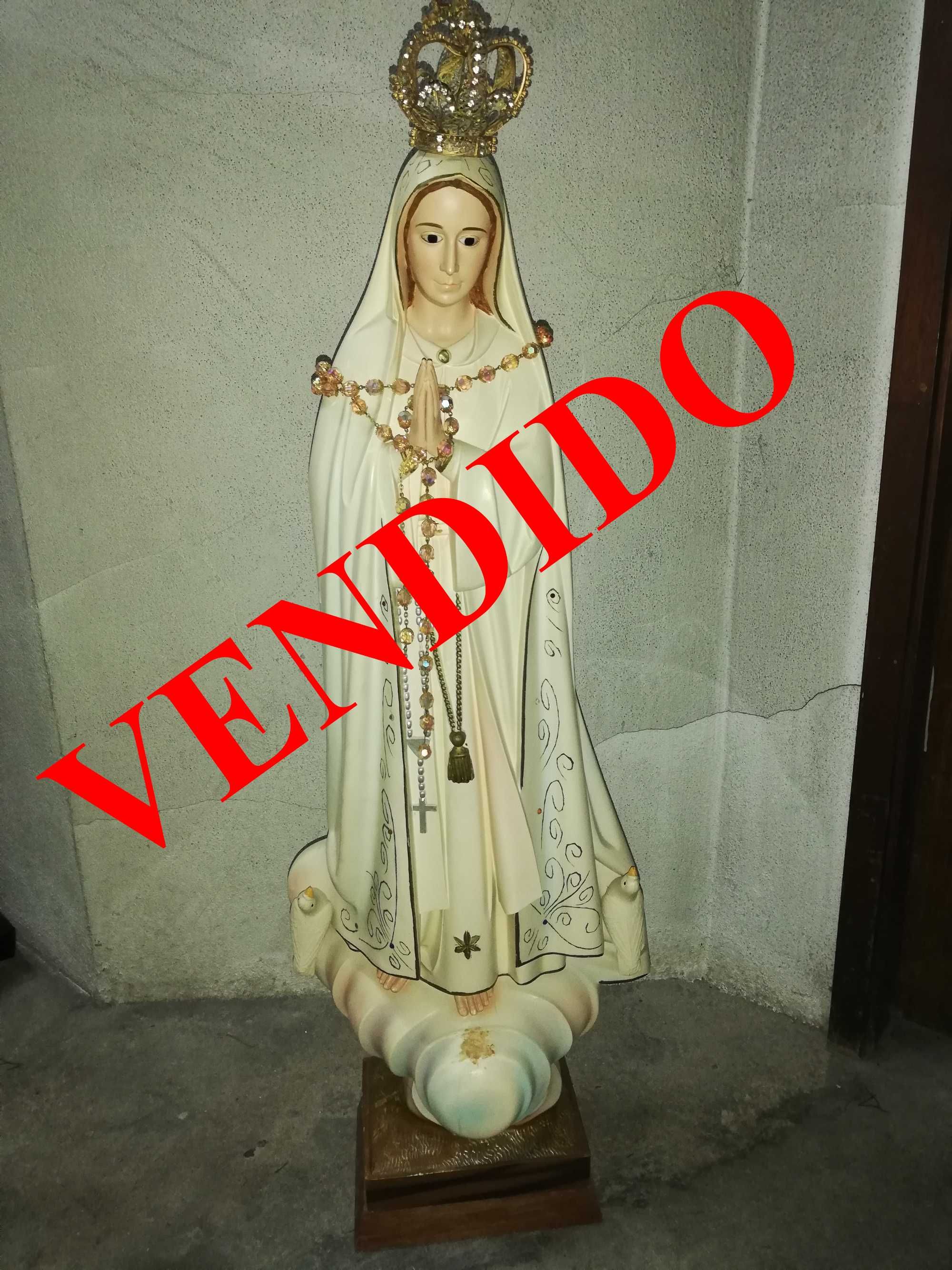 Estátua Figura de Nossa Senhora