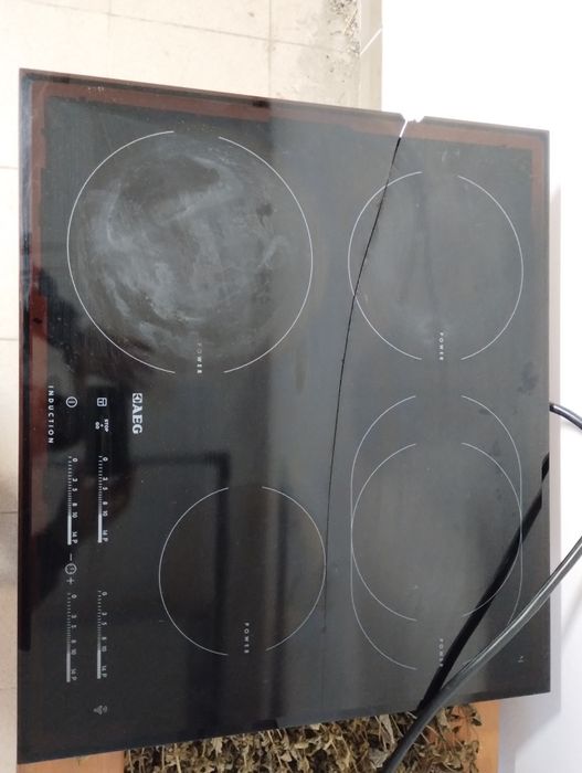 Płyta indukcyjna AEG