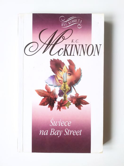 K. C. McKinnon, Świece na Bay Street