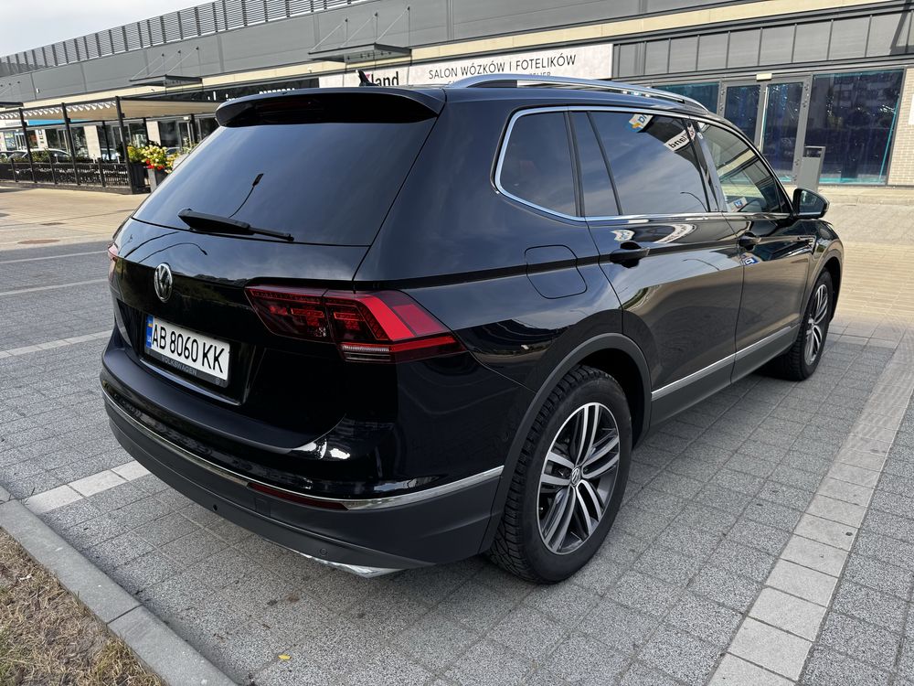 Volkswagen Tiguan Allspace(довга база) 4x4 Offroad версія + PANORAMA