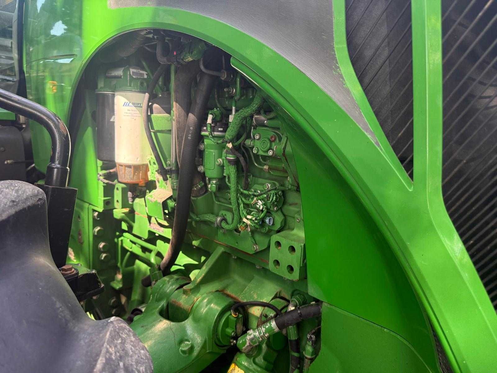 трактор John Deere 8335R  Powеr Shift . Рік випуску  2014