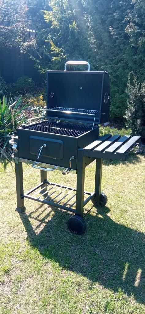 Grill masywna konstrukcja az 29kg