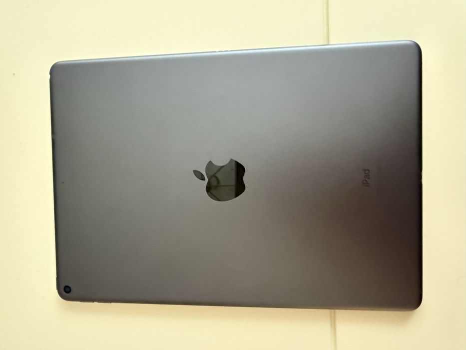 iPad Air 3 WiFi 256Gb (проблема екрану)