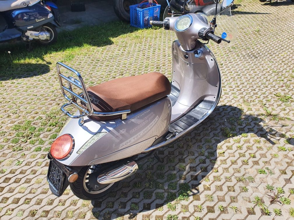 Skuter RETRO HIMOTO CEO 50 4T w bardzo dobrym stanie TRANSPORT RATY