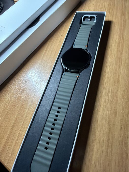 Продам смарт-годинник GalaxyWatch7