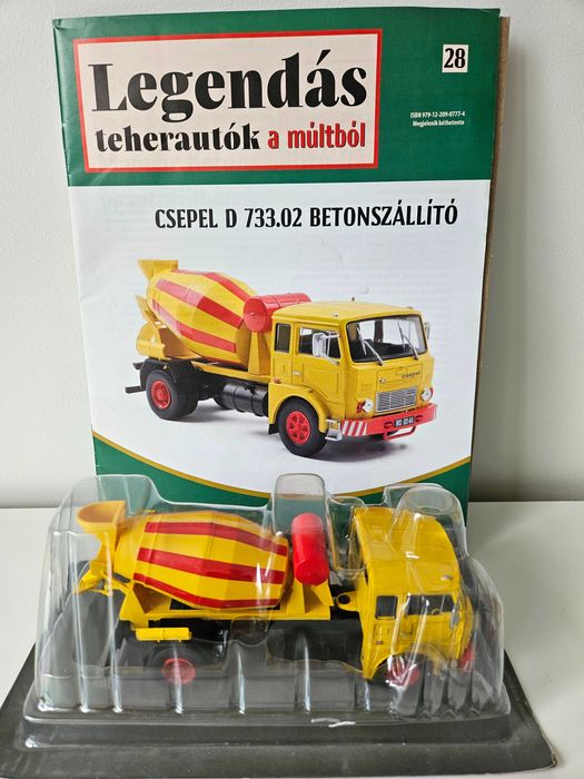 Model Csepel D 733.02 Ciężarówki PRL DeAgostini skala 1:43 z wadą