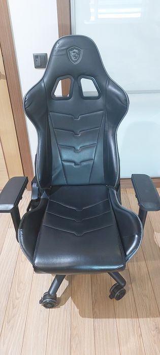 Cadeira MSI True Gaming Preto