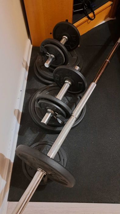 Conjunto ginasio pesos, banco, barras, chão etc