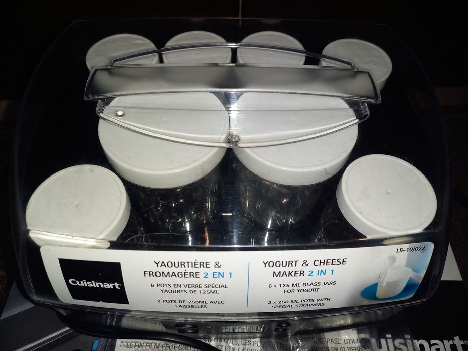 Йогуртниця Cuisinart YM400E