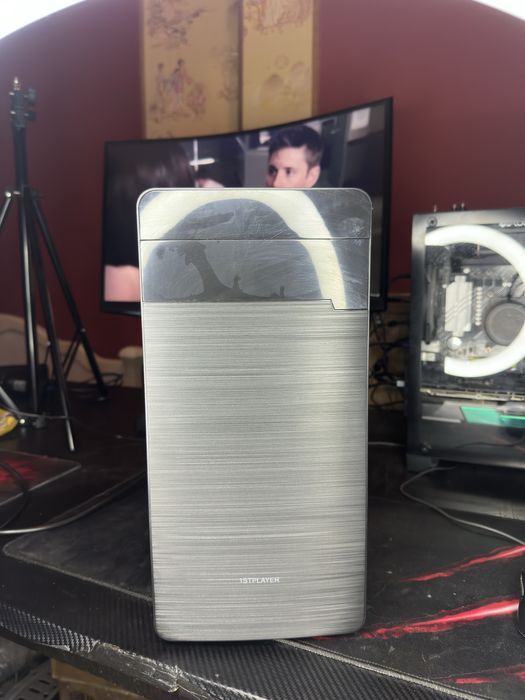 Игровой компьютер rx580 8gb, 12 ddr4, intel 7500 в прекрасно состоянии