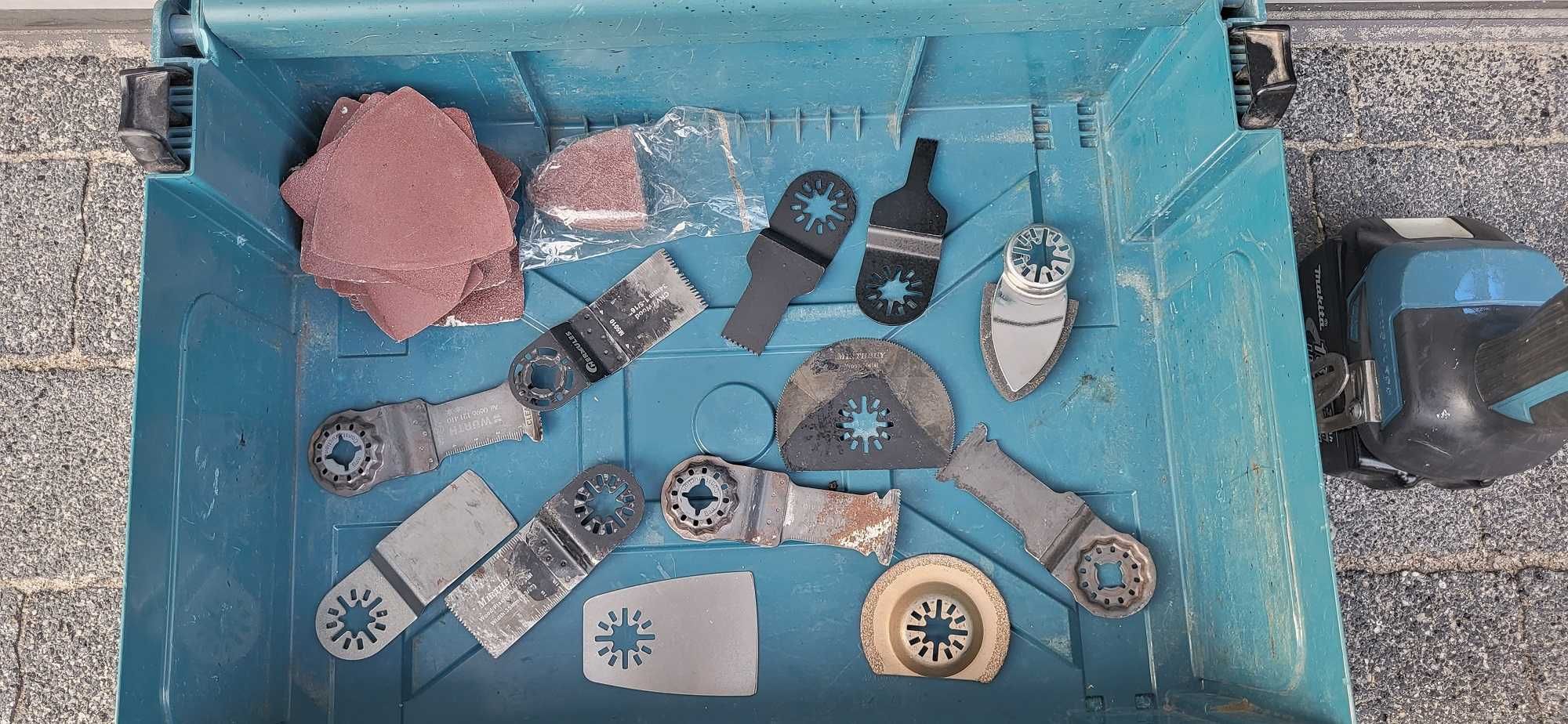 Urządzenie wielofunkcyjne multitool Makita DTM51 + Wkrętarka DDF484