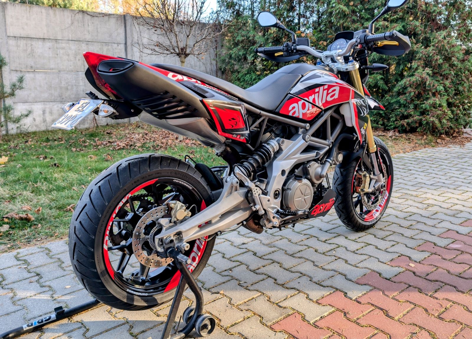 Aprilia Dorsoduro 750 ABS