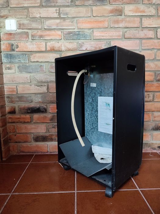 Aquecedor a gás antigo