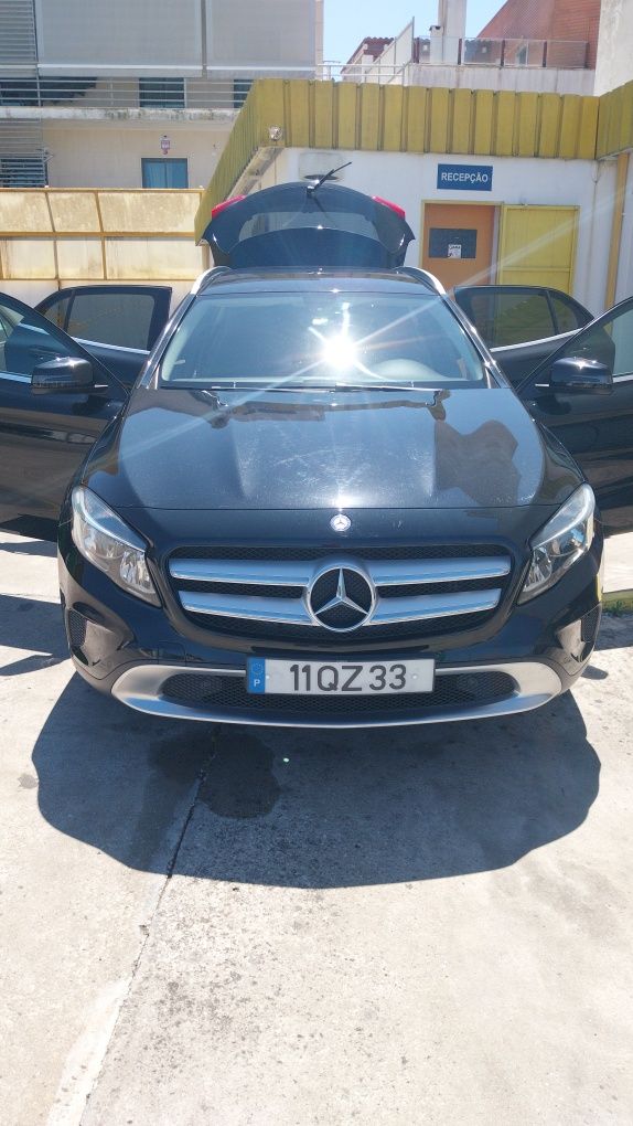 Mercedes GLA 180 Urban 1.5 110cv
