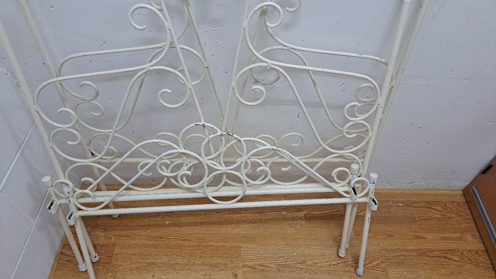 Camas ferro brancas