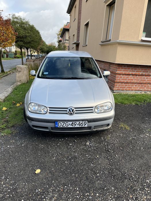 VW Golf 4. 1.6 SR