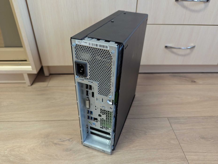 Системный блок Fujitsu D738 s.1151 V2 /intel core i3-8100 /SSD M.2 128