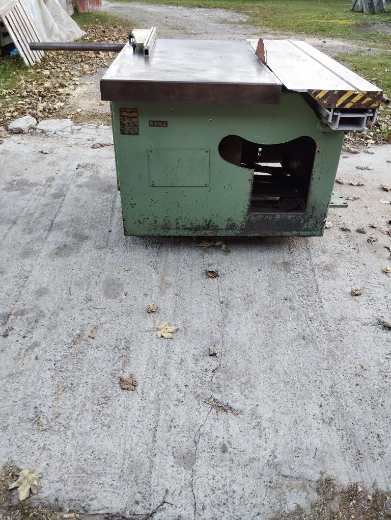 Piła formatowa Rema