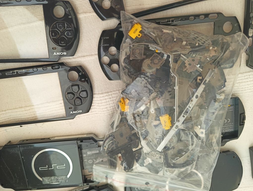 Złom i części konsole PSP