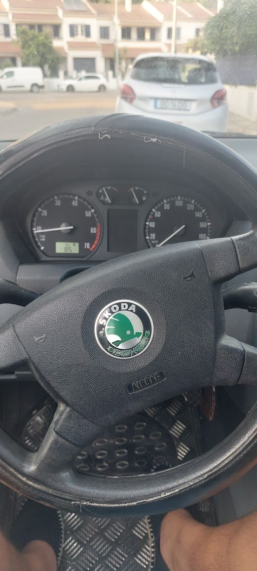 Skoda fabia 1.4 mpi